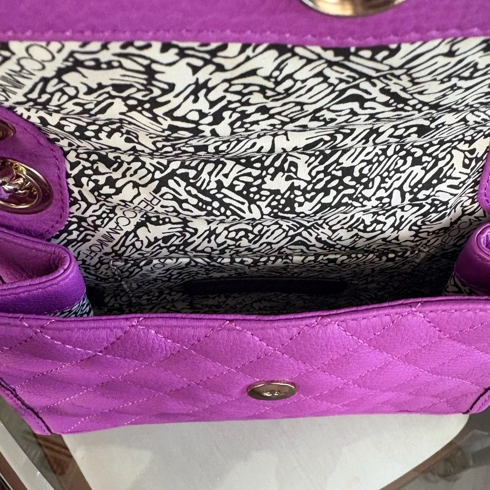 🩷🩷REBECCA MINKOFF MINI AFFAIR FUSCIA QUILTED LEATHER CROSSBODY/SHOULDER BAG!🩷🩷 - Picture 7 of 7